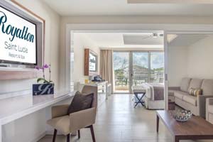 Diamond Club Luxury Family Suite Ocean View